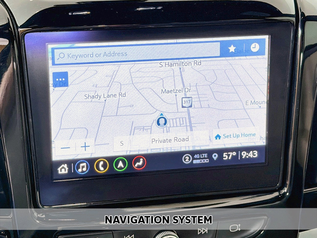 Used 2023 Chevrolet Traverse LT w/ LT Premium Package FWD image 3