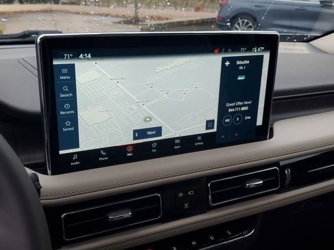 Certified 2023 Lincoln Nautilus Reserve image 16