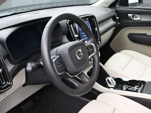 Certified 2026 Volvo XC40 B5 Plus w/ Protection Package Premier AWD/4WD image 10