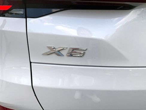 Used 2024 BMW X5 xDrive40i w/ Parking Assistance Package image 33