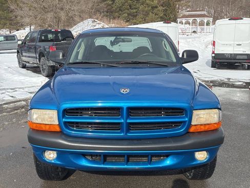 Used 2001 Dodge Dakota Sport image 2