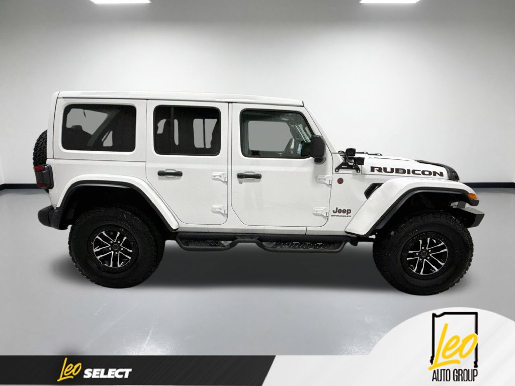 Used 2024 Jeep Wrangler Unlimited Rubicon AWD/4WD image 6