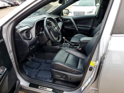 Used 2016 Toyota RAV4 SE image 20