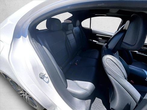 Used 2023 Mercedes-Benz C 300 Sedan image 27