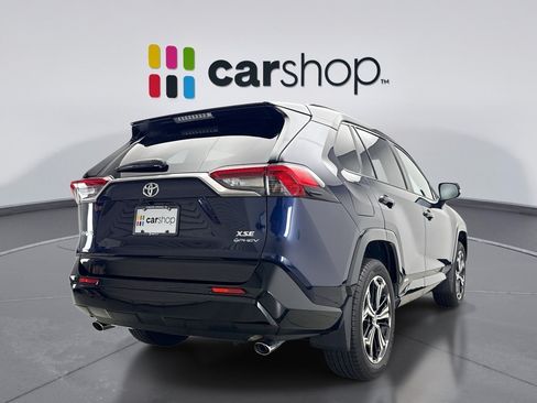 Used 2025 Toyota RAV4 XSE w/ Weather Package AWD/4WD image 5