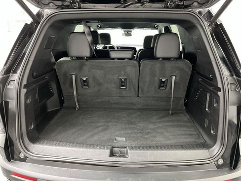 Certified 2025 Chevrolet Traverse LT w/ Midnight/Sport Edition AWD/4WD image 31