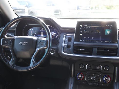 Used 2022 Chevrolet Tahoe RST w/ Luxury Package AWD/4WD image 24