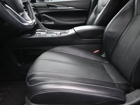 Used 2023 INFINITI QX60 Luxe w/ Performance Audio Package FWD image 13