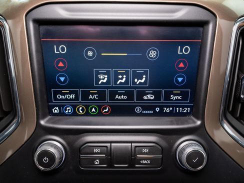 Used 2023 Chevrolet Silverado 2500 High Country image 25