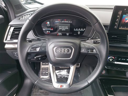 Used 2023 Audi SQ5 Prestige w/ Prestige Package image 17