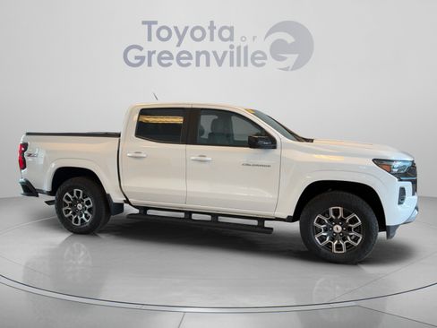 Used 2024 Chevrolet Colorado Z71 w/ Z71 Convenience Package 2 AWD/4WD image 7
