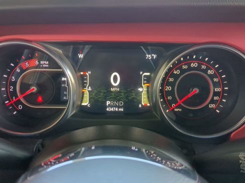 Used 2020 Jeep Wrangler Unlimited Rubicon AWD/4WD image 14