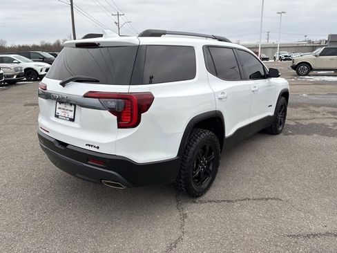 Used 2023 GMC Acadia AT4 w/ Technology Package image 5
