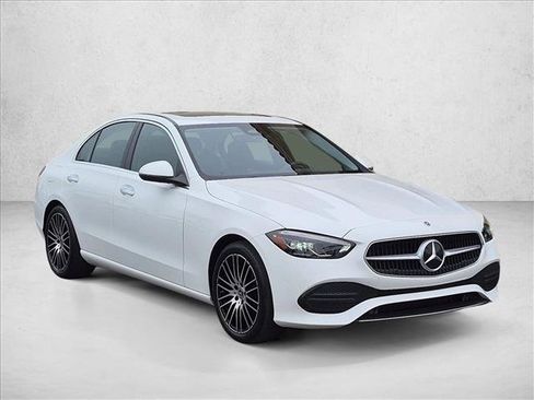 Used 2022 Mercedes-Benz C 300 Sedan image 3