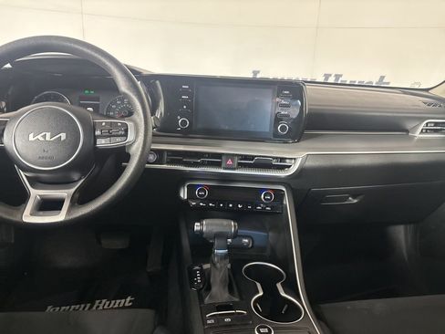 Used 2022 Kia K5 LXS image 21
