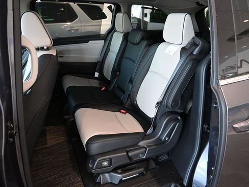 New 2026 Honda Odyssey Elite image 11