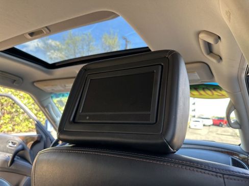 Used 2017 Nissan Armada Platinum w/ Captain Seat Package image 30