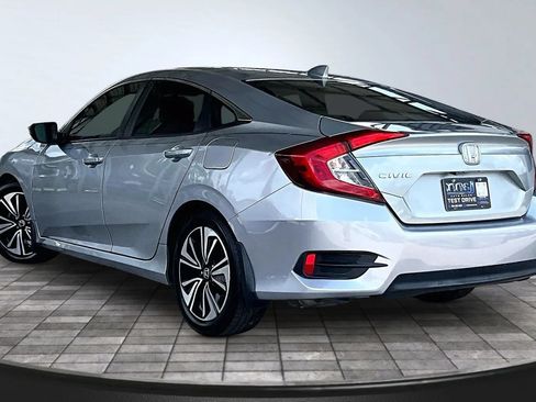 Used 2018 Honda Civic EX-L image 4