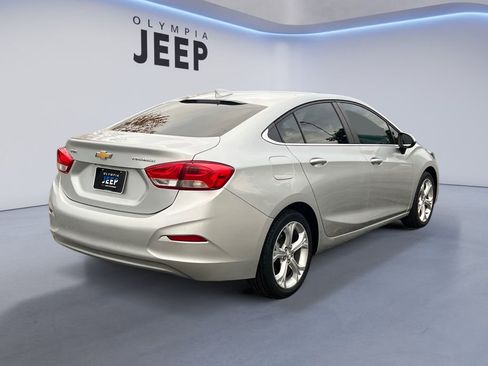 Used 2019 Chevrolet Cruze Premier image 5