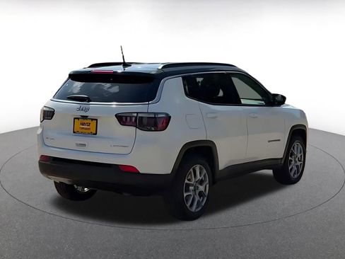 Used 2025 Jeep Compass Limited AWD/4WD image 14