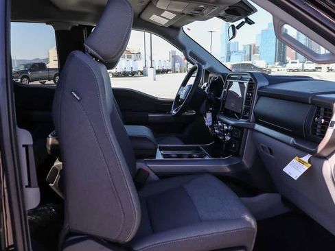 New 2026 Ford F150 XLT w/ XLT Chrome Appearance Package AWD/4WD image 16