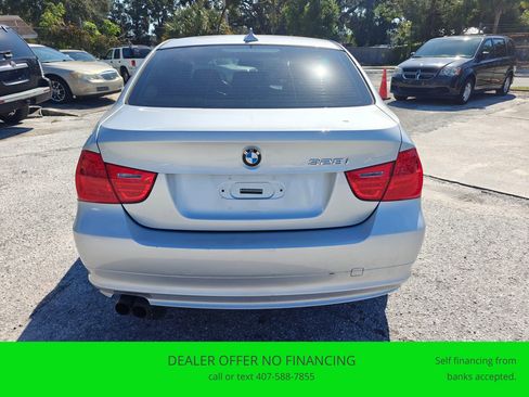 Used 2011 BMW 328i xDrive Sedan image 4