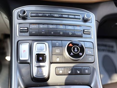 Used 2023 Hyundai Santa Fe Calligraphy AWD/4WD image 29