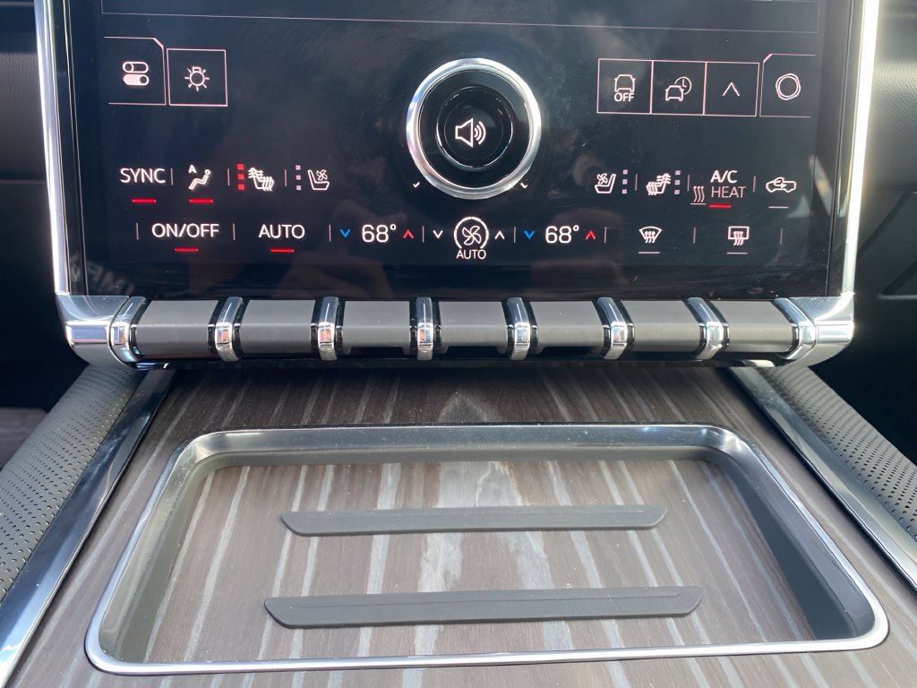 Used 2025 GMC Sierra EV Denali AWD/4WD image 25