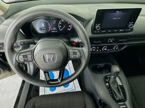 Used 2024 Honda HR-V LX image 13