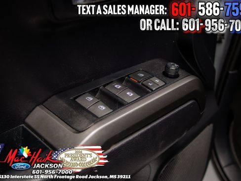 Used 2021 Toyota Tacoma TRD Off-Road w/ Technology Package AWD/4WD image 11
