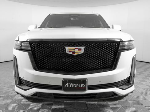 Used 2024 Cadillac Escalade Sport w/ Touring Package image 2