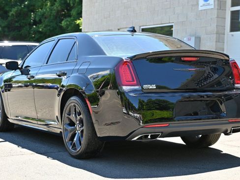 Used 2021 Chrysler 300 S w/ S Model Appearance Package RWD image 5