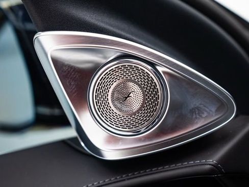 Used 2025 Mercedes-Benz Maybach S 580 4MATIC image 38