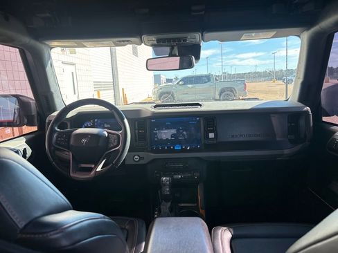 Used 2021 Ford Bronco Badlands image 25