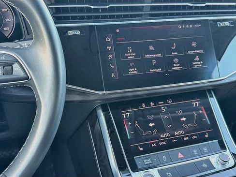 Certified 2025 Audi Q7 2.0T Premium AWD/4WD image 28