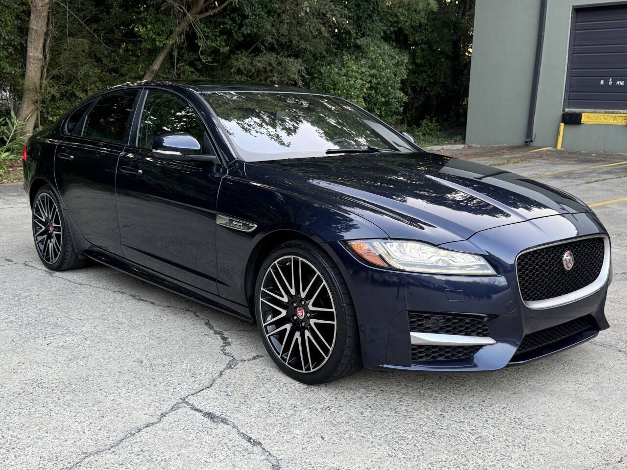 Used 2018 Jaguar XF R-Sport AWD/4WD image 1