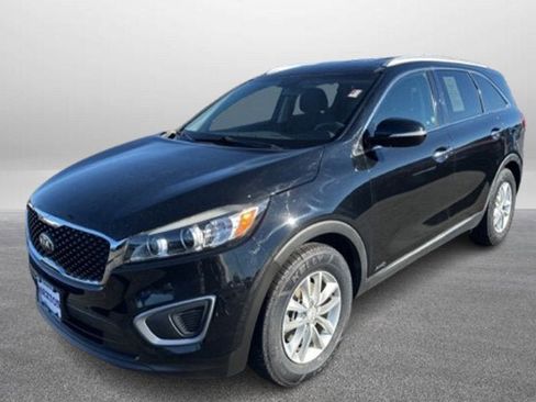 Used 2016 Kia Sorento LX image 1