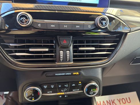 Certified 2023 Ford Escape ST-Line w/ Equipment Group 301A image 17