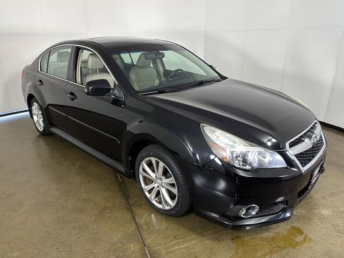 Used 2013 Subaru Legacy 2.5i Limited AWD/4WD image 7