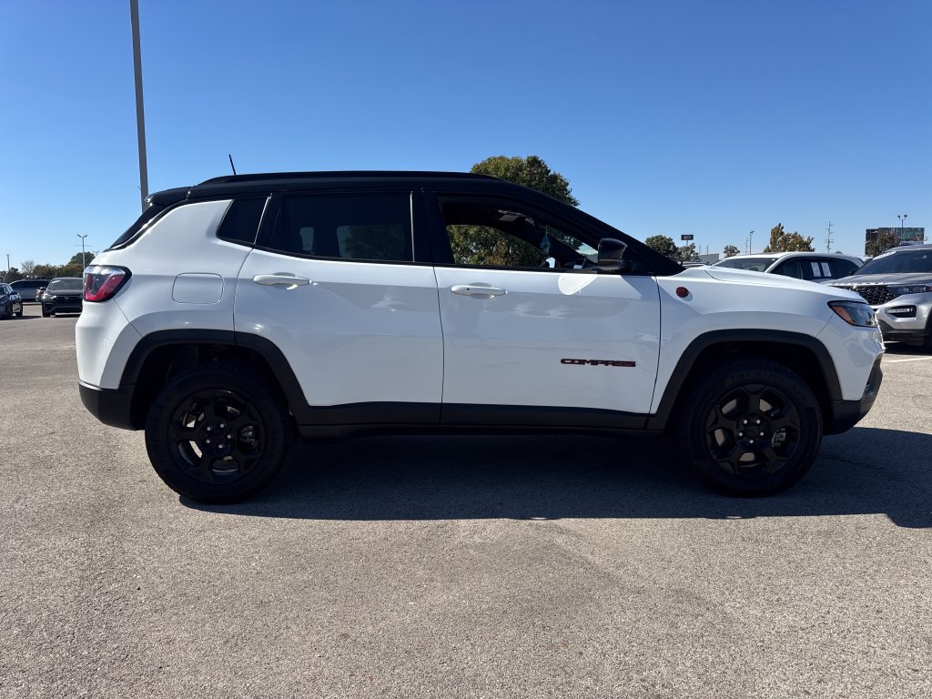 Used 2023 Jeep Compass Trailhawk AWD/4WD image 8