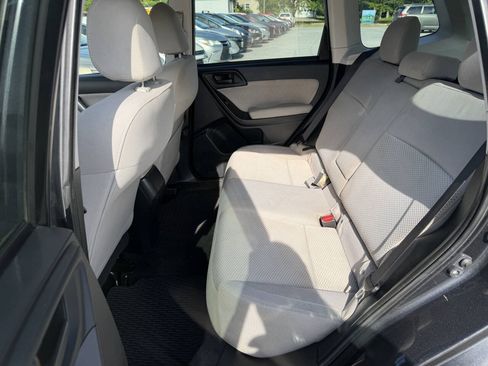 Used 2018 Subaru Forester 2.5i Premium w/ All-Weather Package AWD/4WD image 13