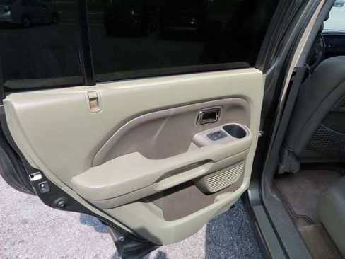 Used 2006 Honda Pilot EX-L image 10