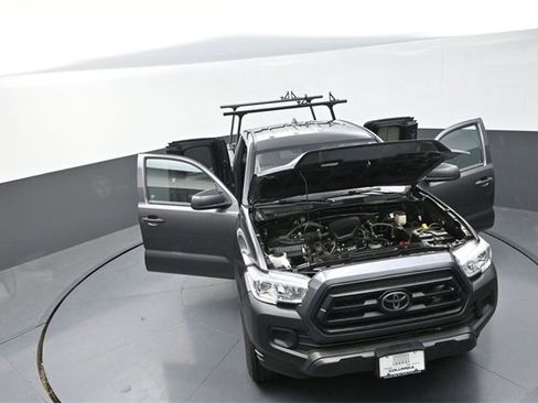 Used 2022 Toyota Tacoma SR image 26