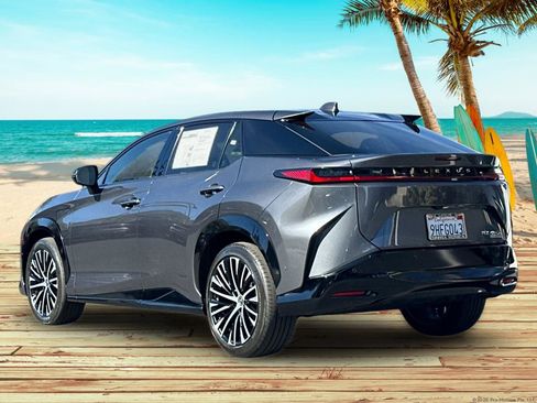 Used 2023 Lexus RZ 450e Premium w/ Accessory Package (Z1) image 3