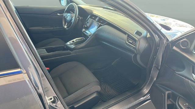 Used 2021 Honda Insight EX image 16
