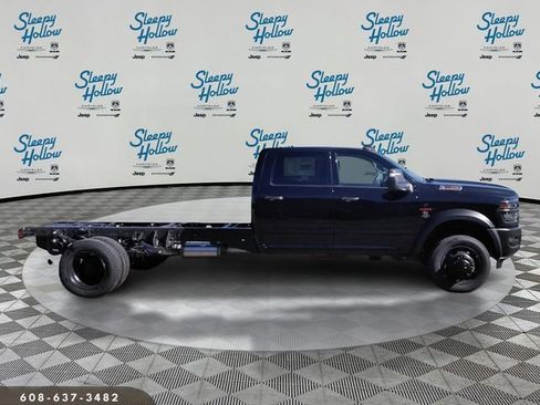 Used 2025 RAM 5500 Tradesman image 4