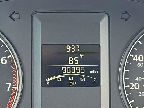 Used 2012 Volkswagen Jetta Sedan FWD image 24