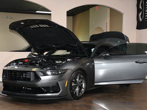 Used 2024 Ford Mustang Dark Horse RWD image 90