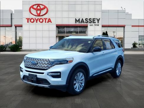 Used 2021 Ford Explorer Limited w/ Equipment Group 301A AWD/4WD image 7