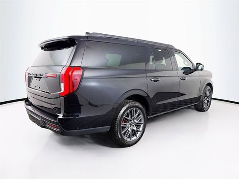 Used 2025 Ford Expedition Max Platinum w/ Stealth Performance Package AWD/4WD image 11